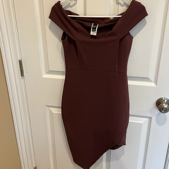 Windsor small plum off the shoulder asymmetrical dress - Picture 3 of 5